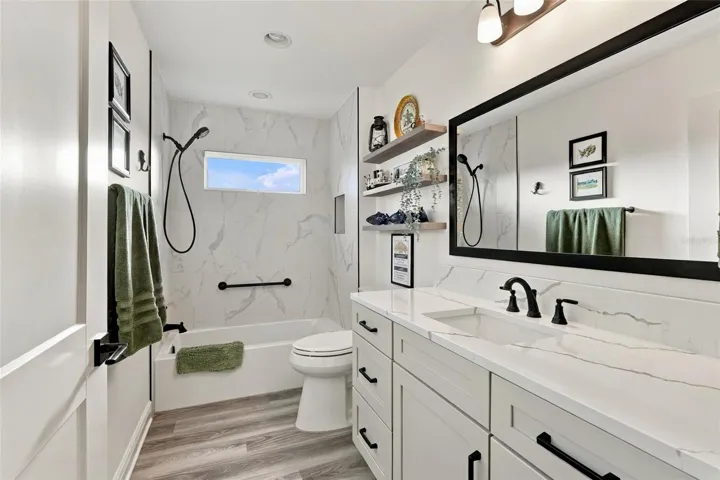 2nd guest bathroom