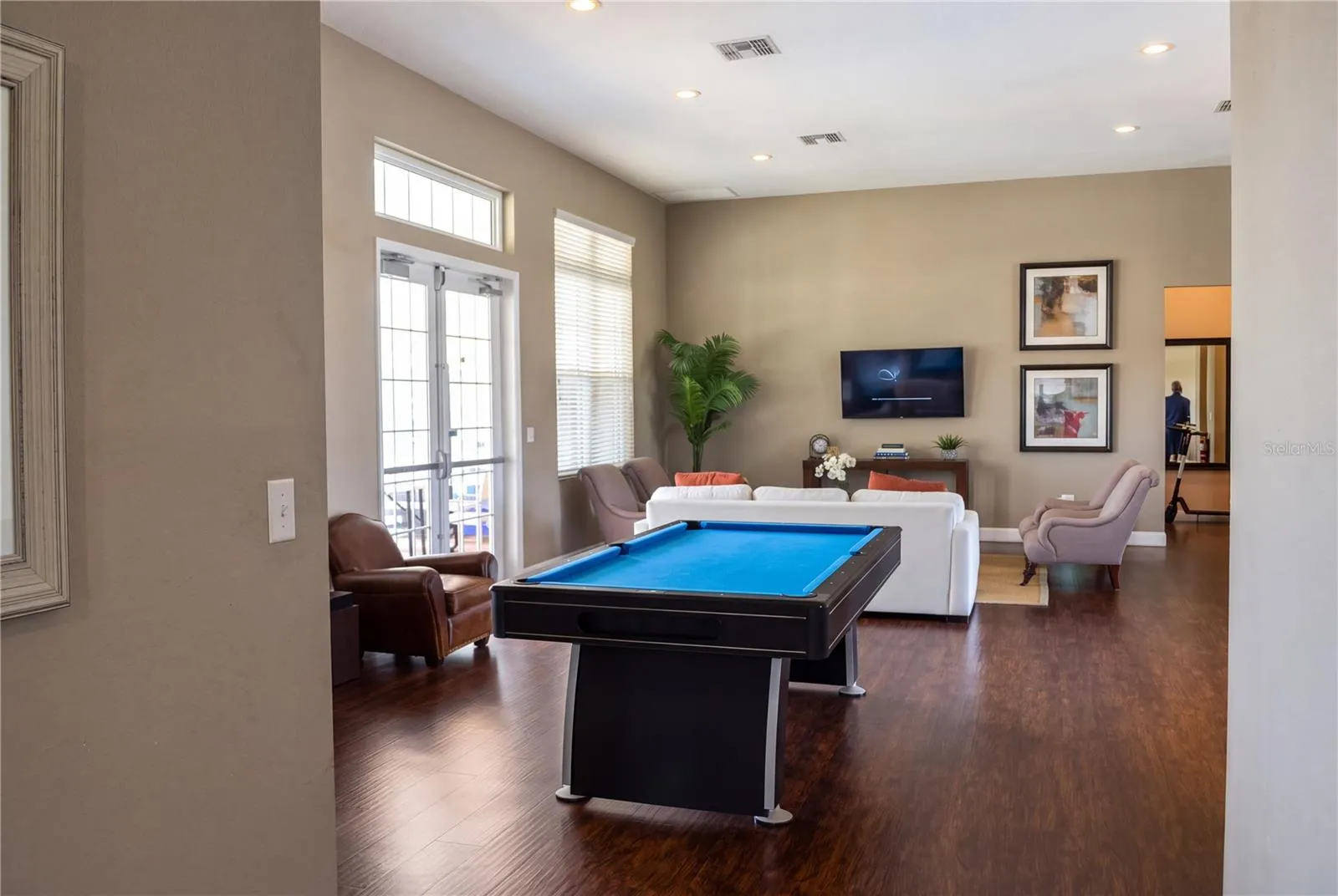 ClubHouse - Gameroom