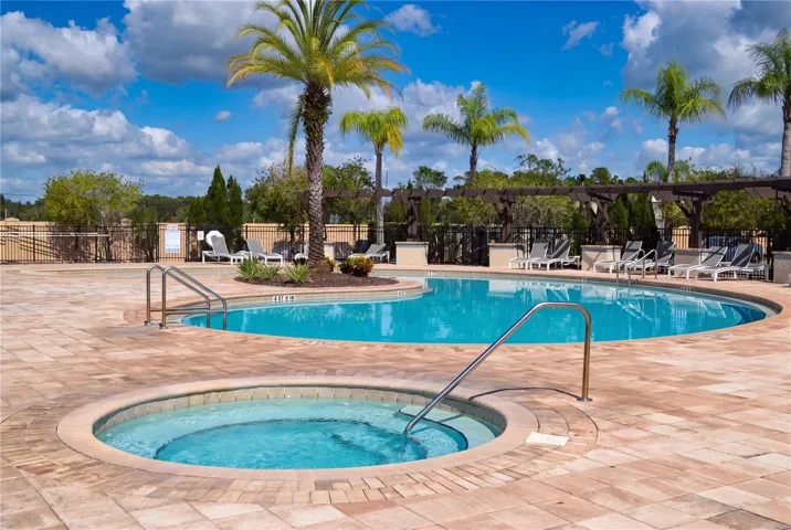 Community Pool &amp; Spa