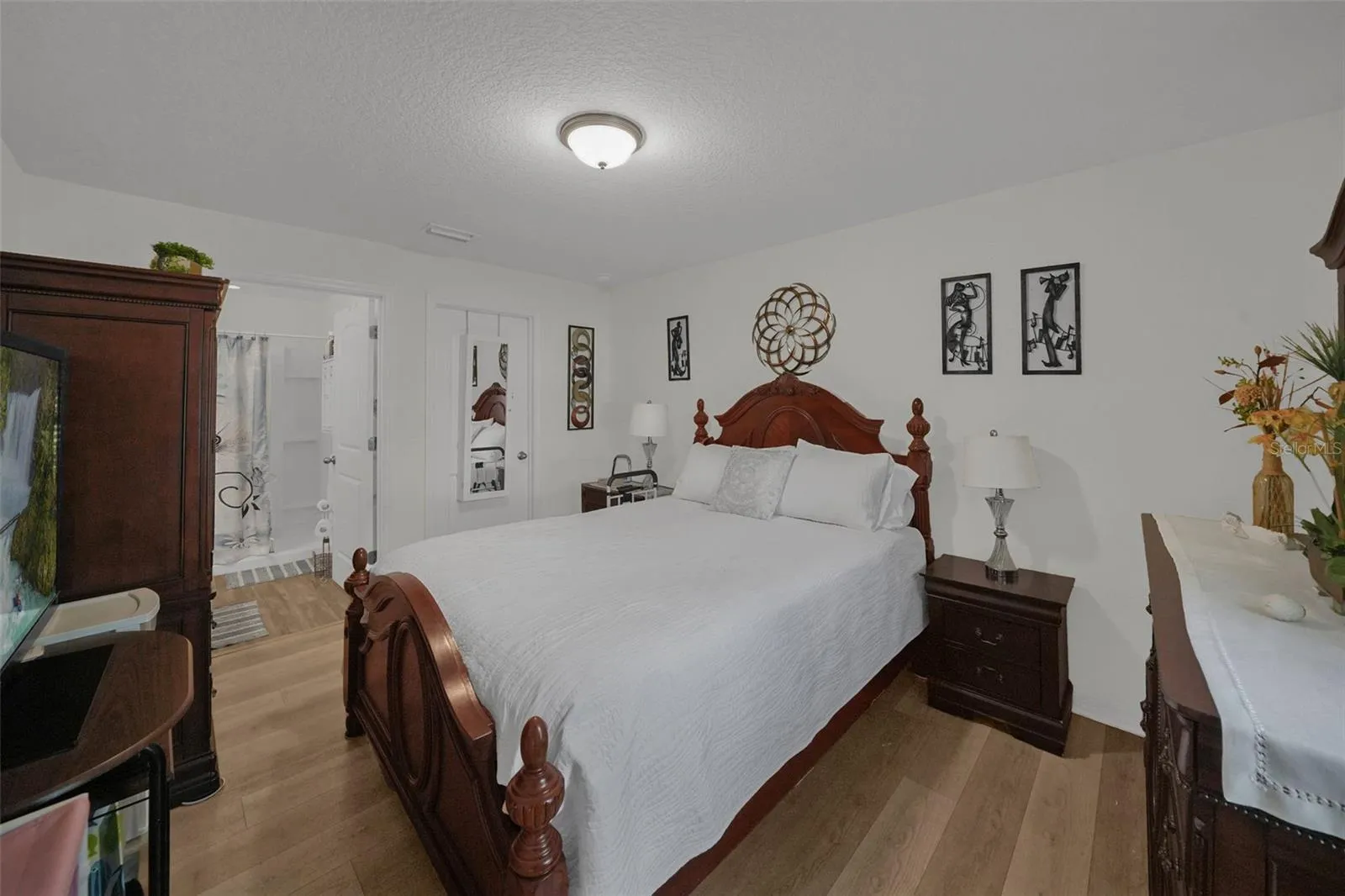 Primary bedroom