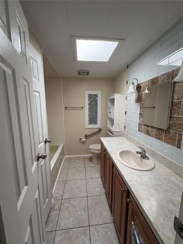 Main Bathroom