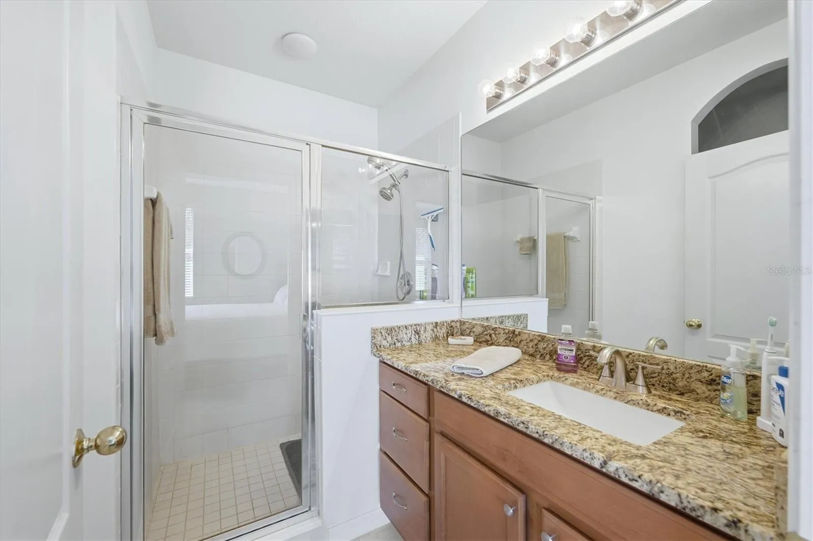 En-suite walk-in shower