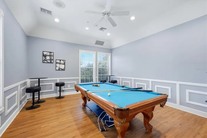Pool table