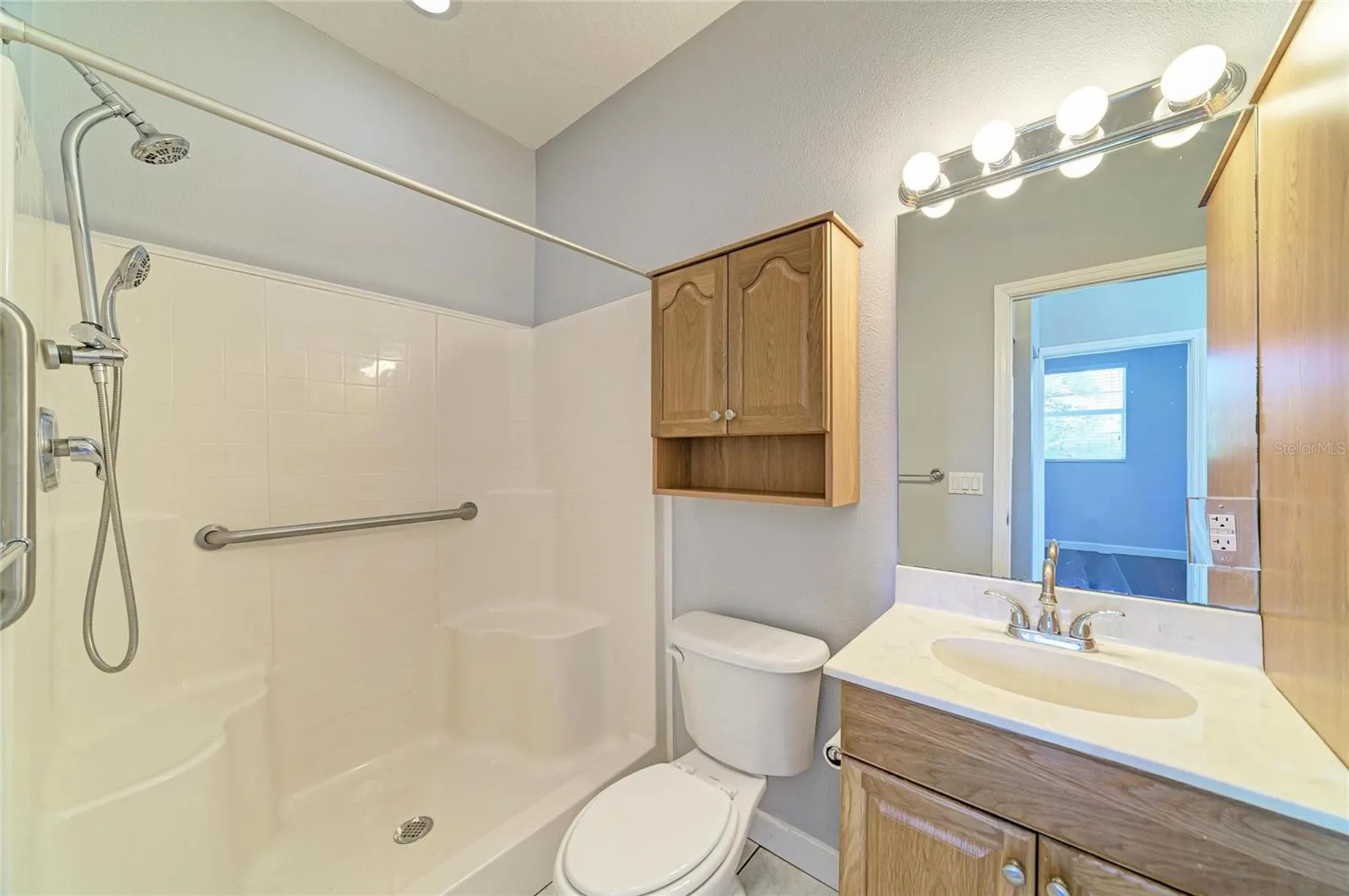 In Law Suite/Apartment Bathroom