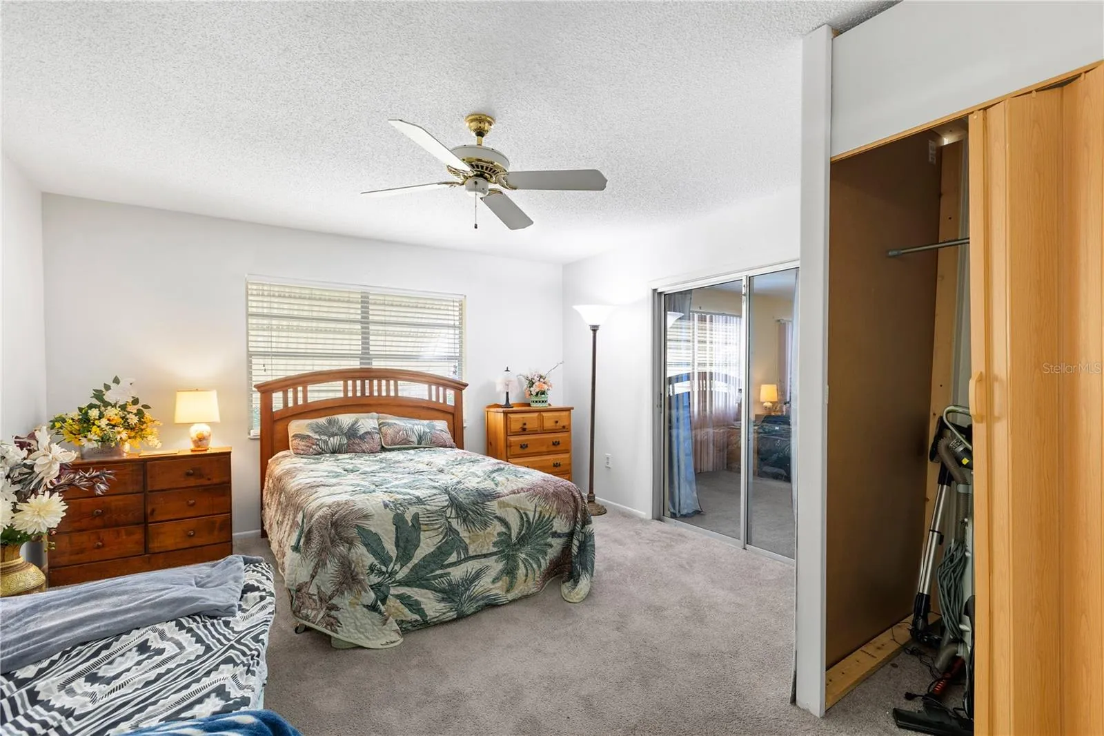 4th bedroom with built out closet