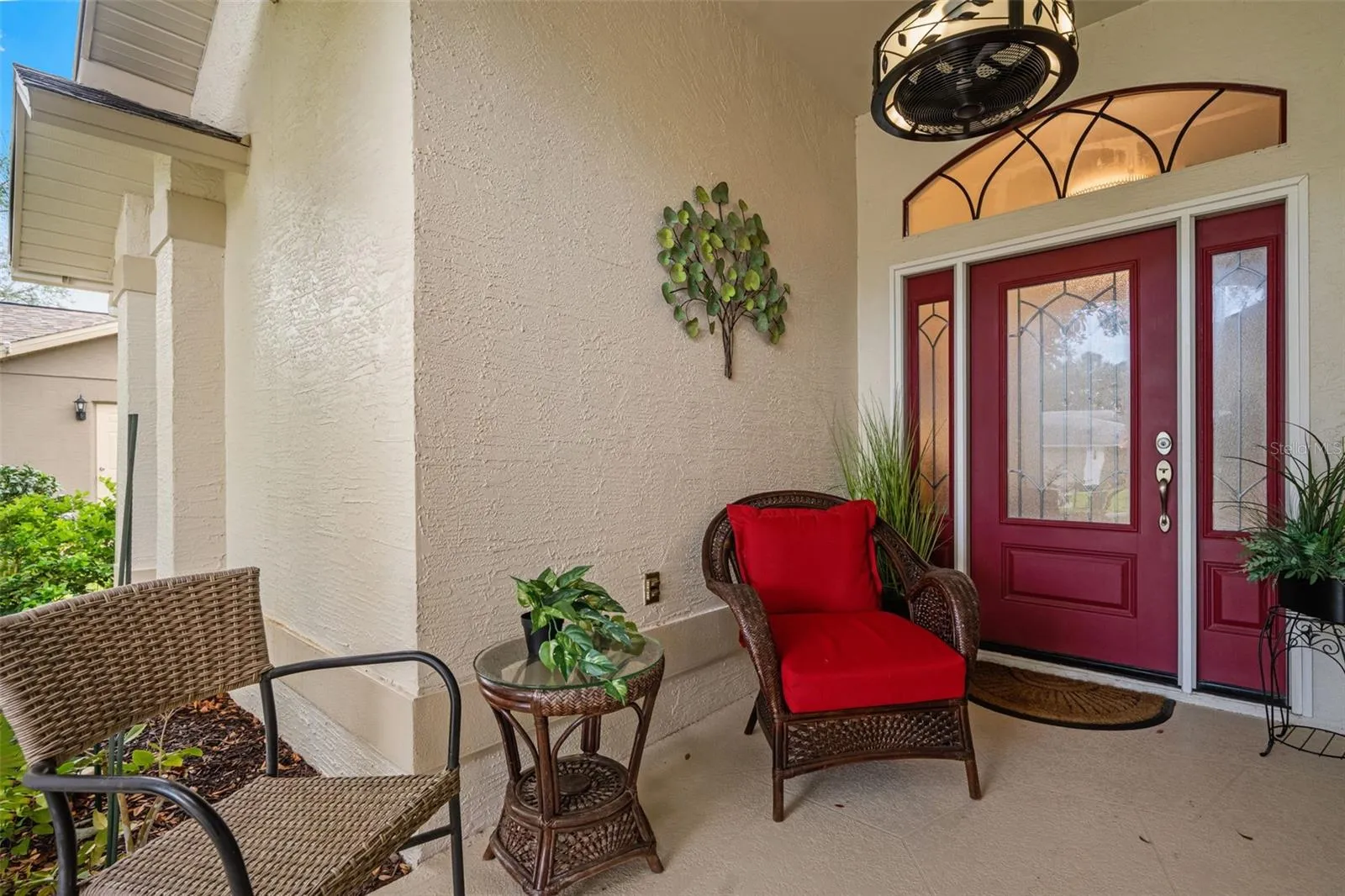 Covered front entrance