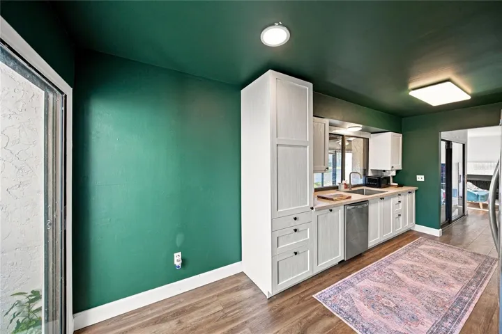 Eat In Kitchen Area with Beautiful Views