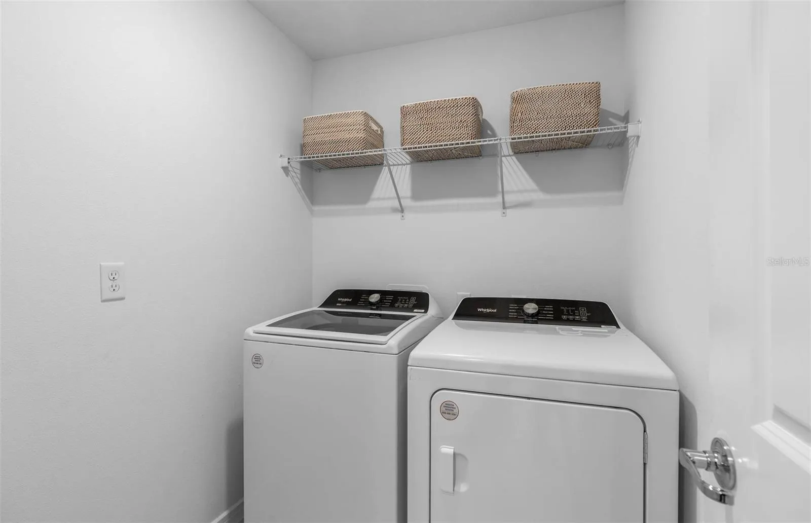 Model Home Design Only. Pictures and furnishings are for illustrative purposes only. Elevations, colors and options may vary. Furniture is for model home staging only.