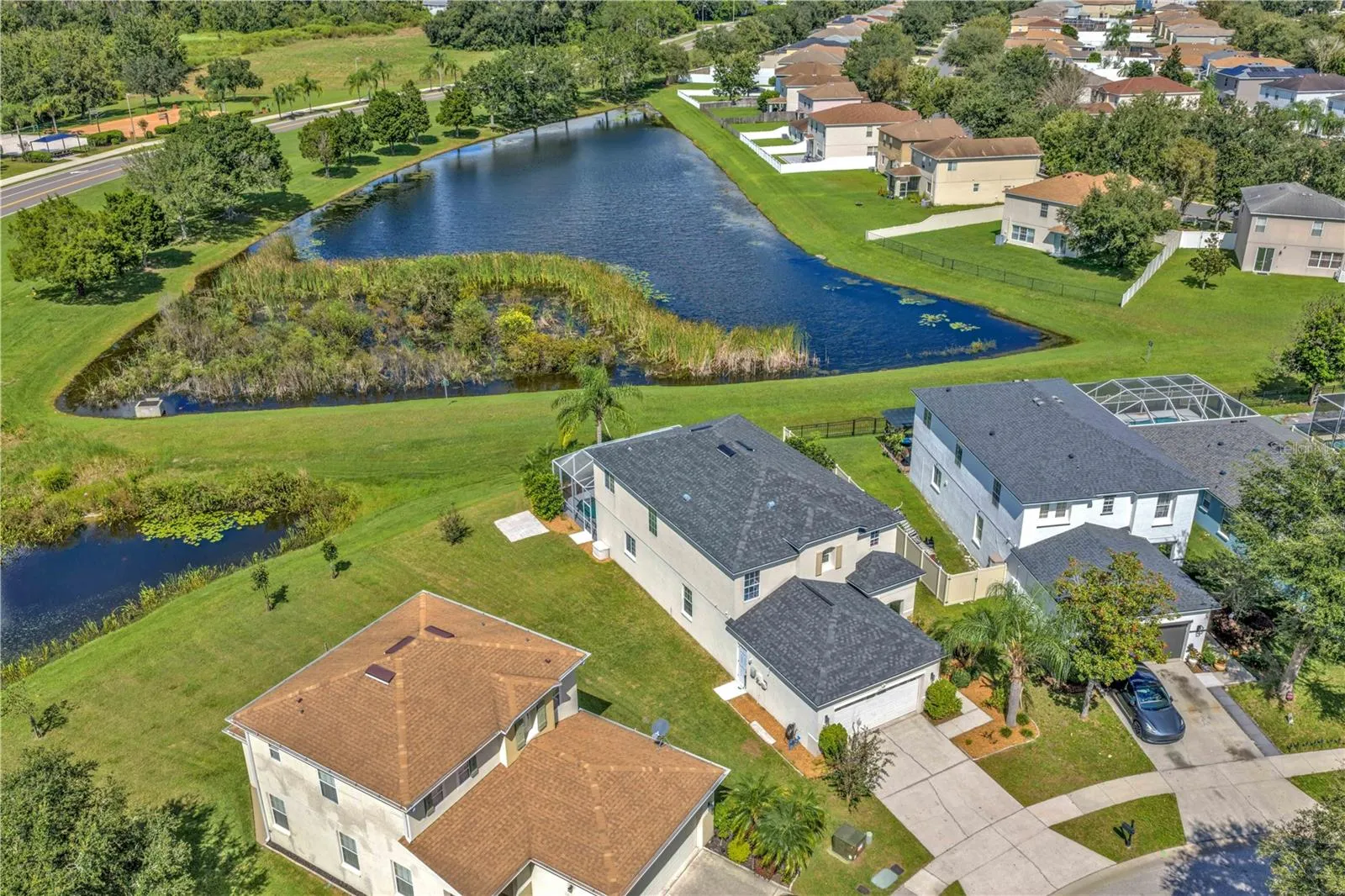 Located in Tierra Del Sol, residents enjoy scenic lakes, green spaces, and a neighborhood park that hosts regular community events, including popular Friday night food trucks.