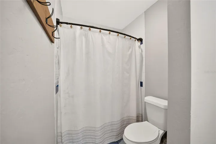 Guest Bathroom 2