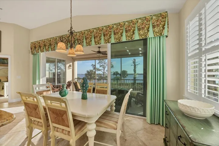 Dinette - Custom Window Treatment