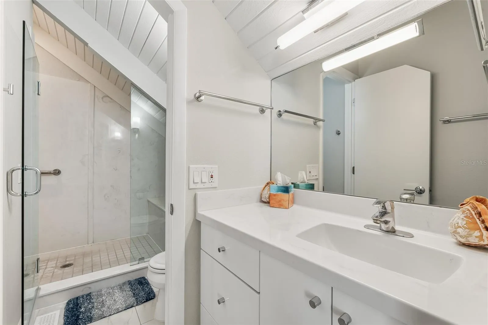 Upstairs Guest Bathroom