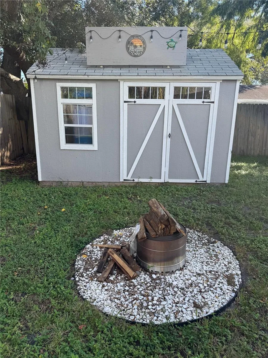 Shed