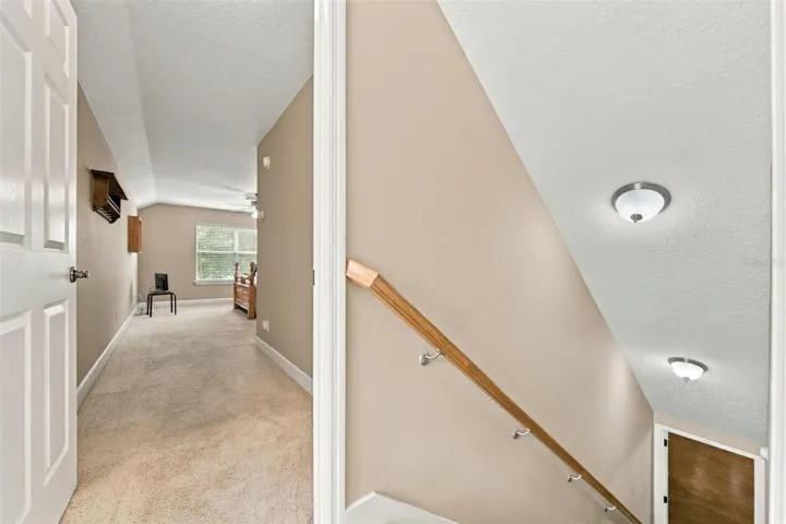 UPSTAIRS PRIMARY SUITE