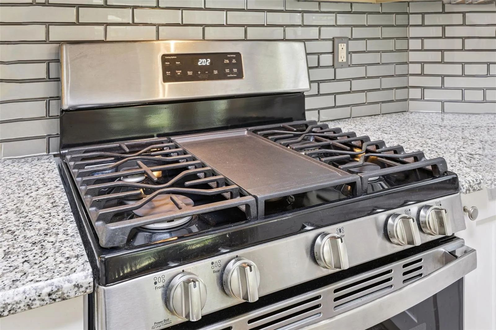 Gas range