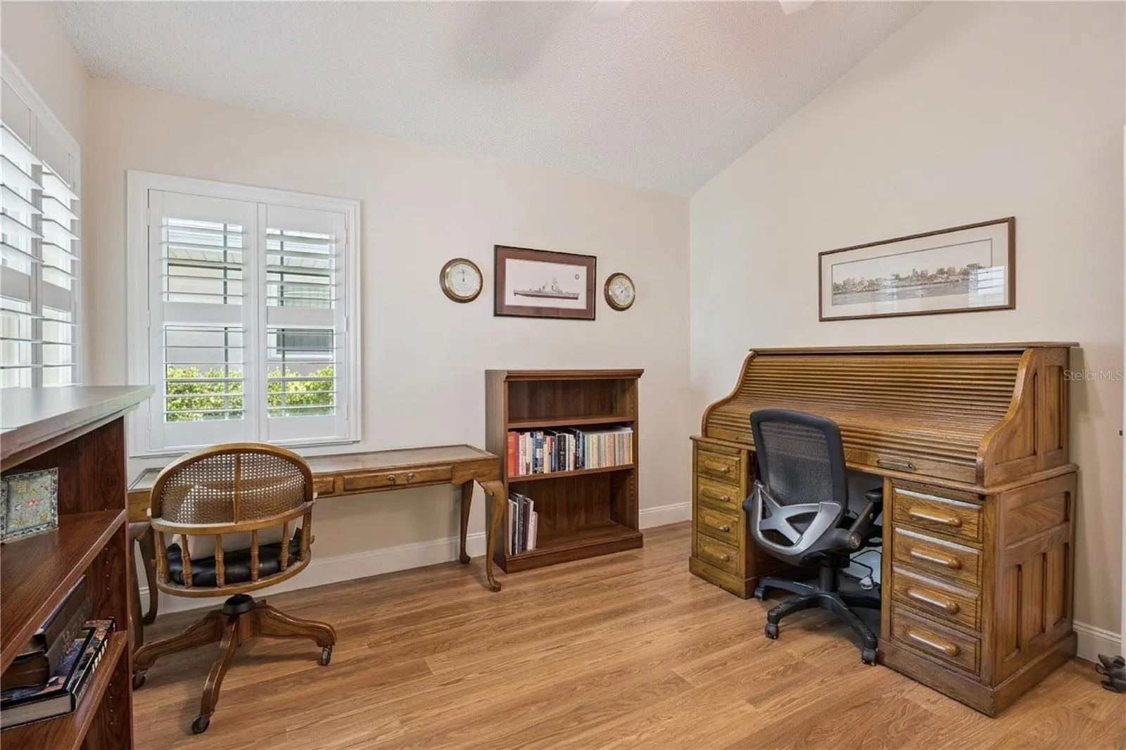 Guest Bedroom or office