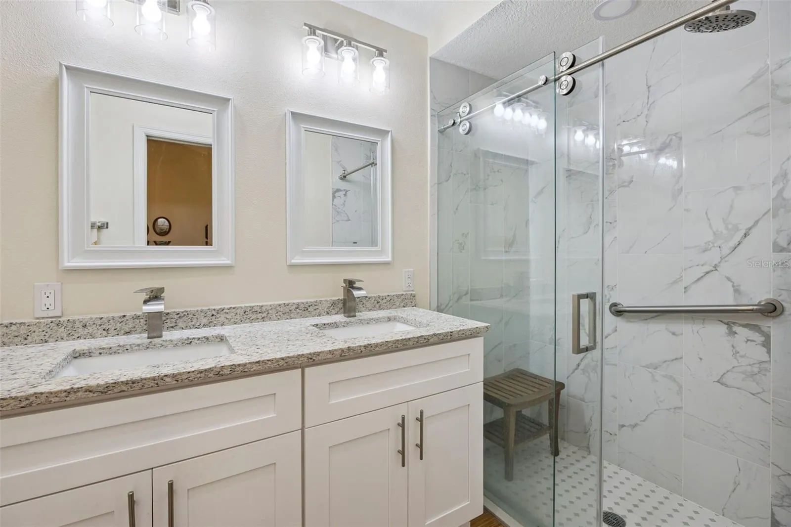 Glass enclosure, sliding door