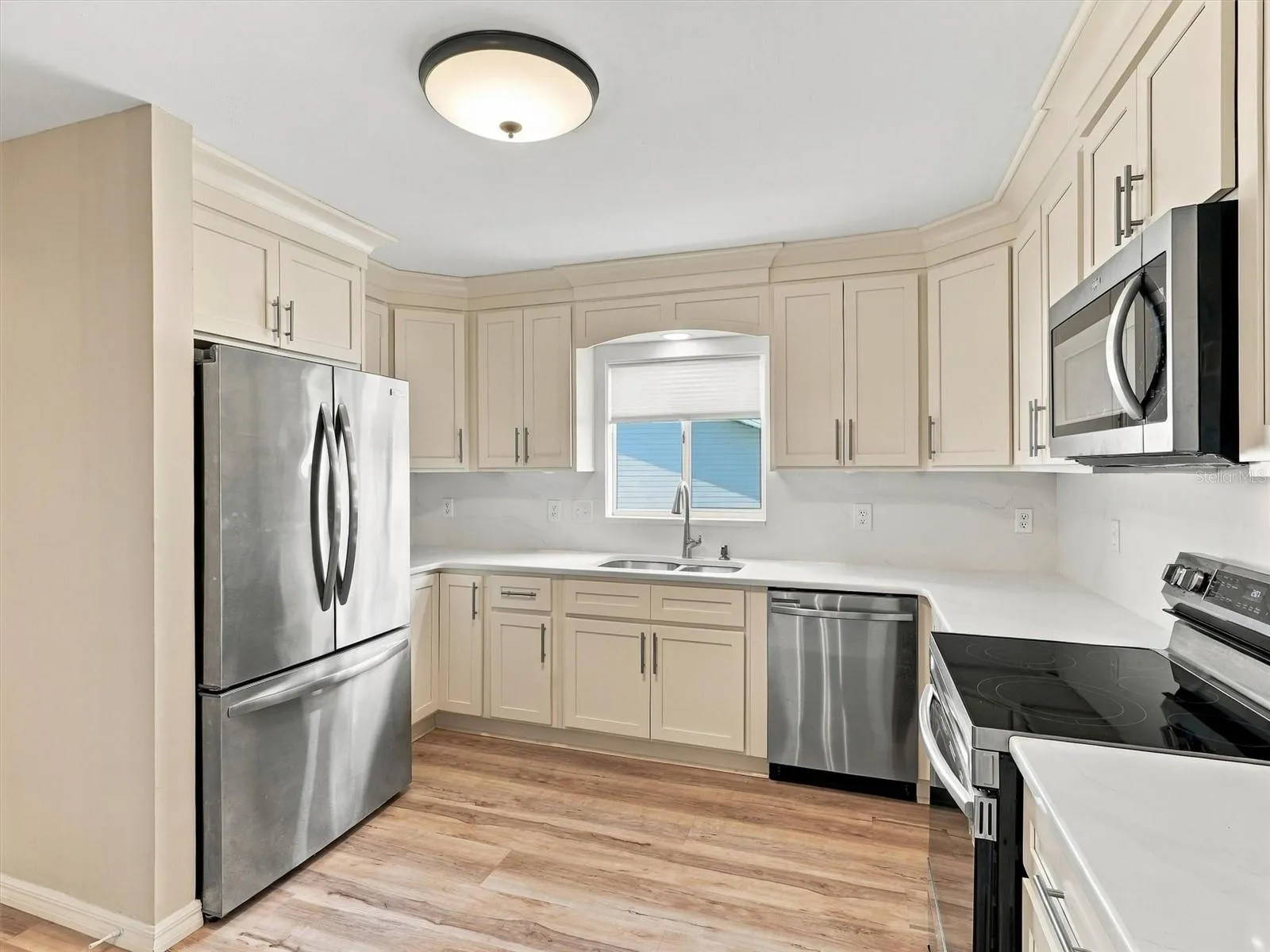 New Custom Kitchen Cabinets, Quartz Counter Tops, New Appliances