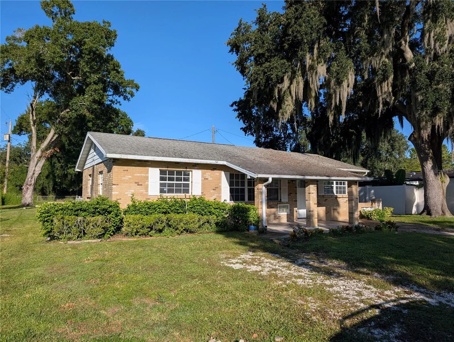 Front - Left Side