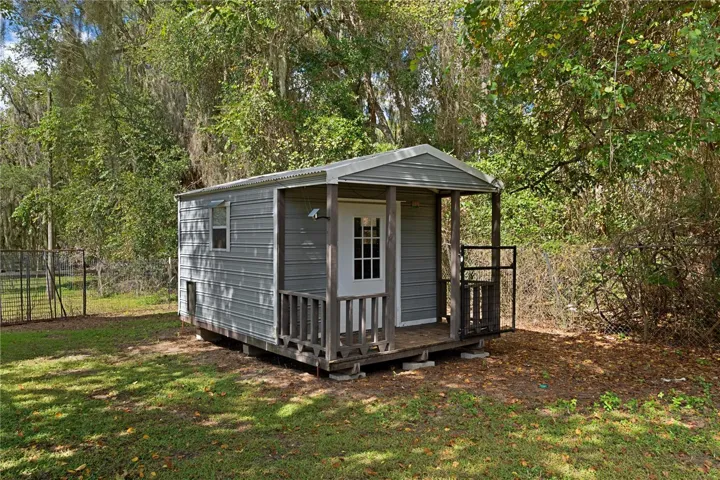 Handi-Shed #1