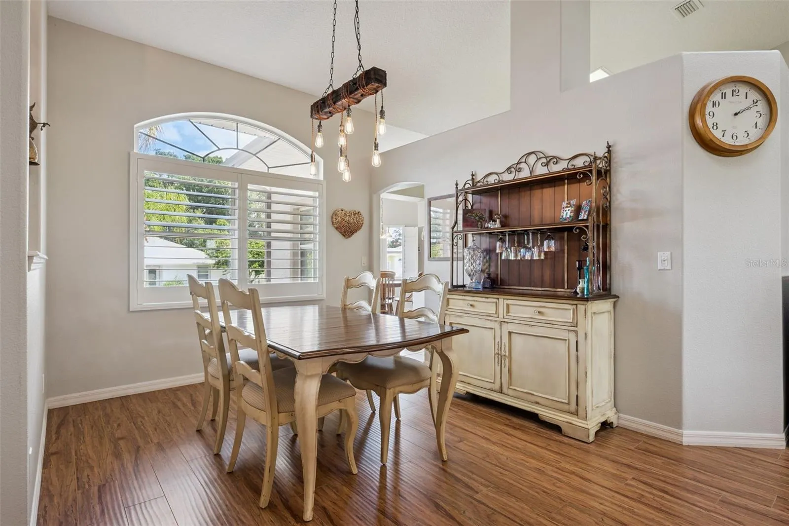 Formal Dining