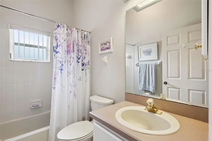Three full baths!