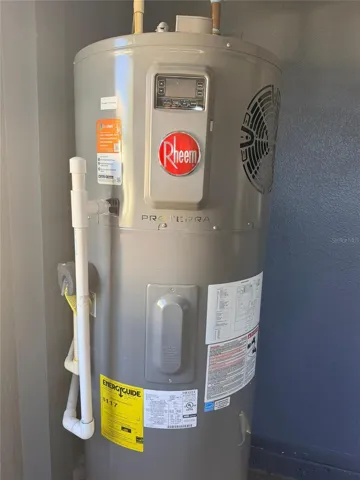 Rheem Water Tank