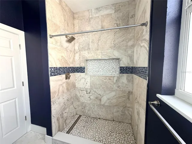 Hall Bath Shower