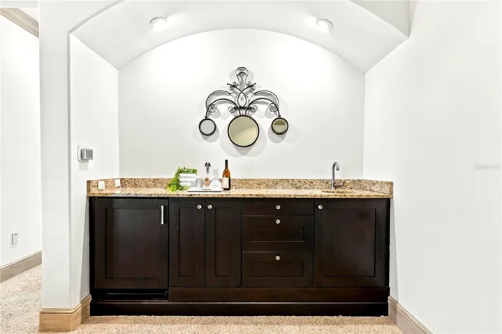 Built in wet bar