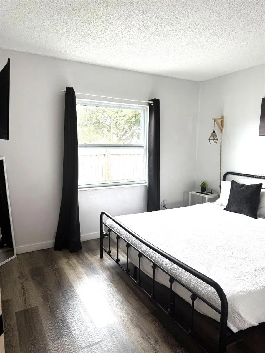 Bedroom 1 Side