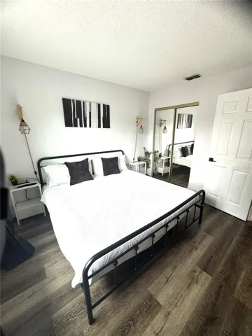 Bedroom 1 Entire Room