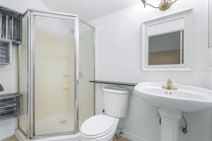 Bathroom #4