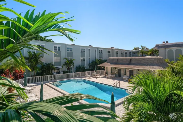 Heated pool and clubhouse, lush landscaping