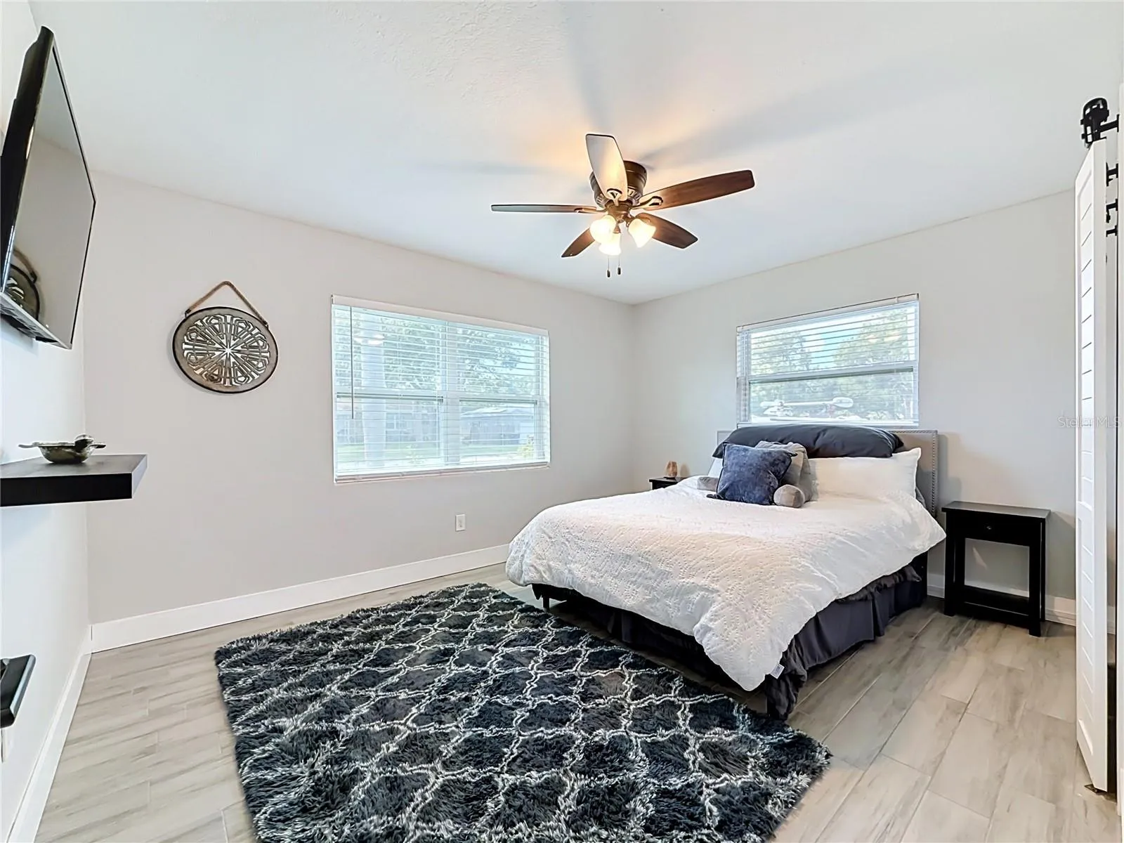 Secondary bedroom