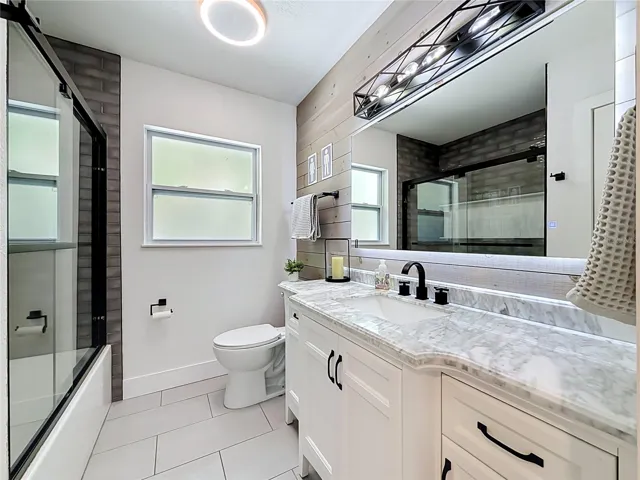 Second bathroom