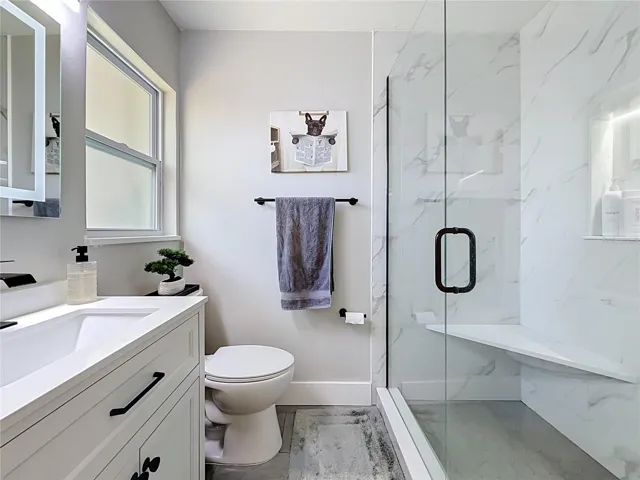 En Suite bathroom