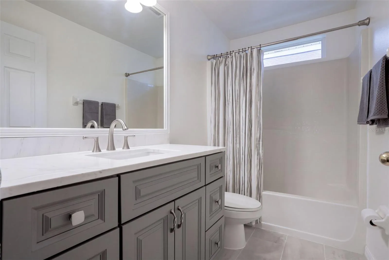 2nd Full Bathroom