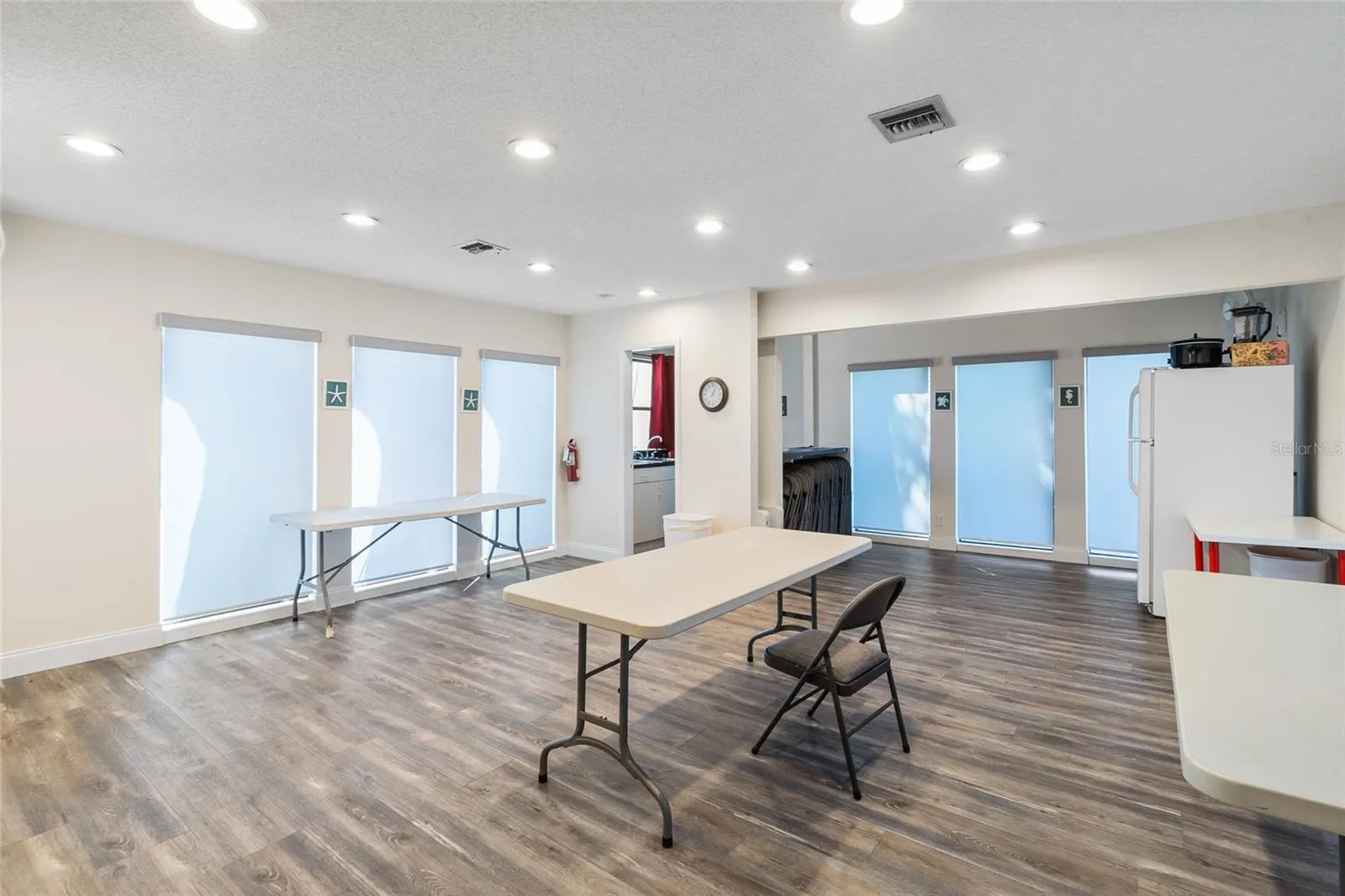 Club house common area with kitchen