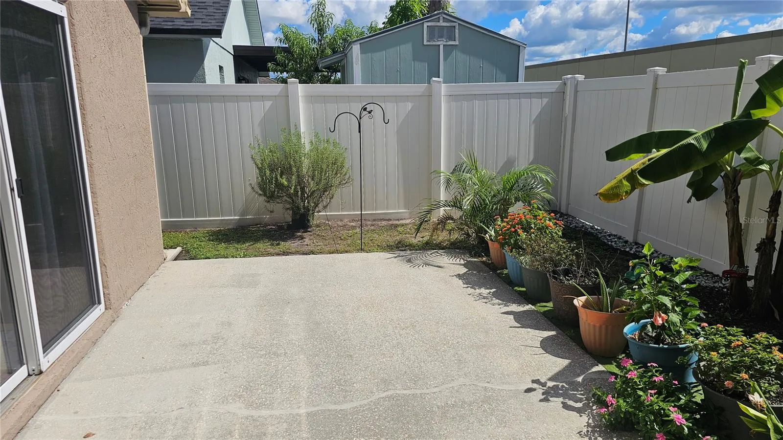Backyard-Primary Suite Access