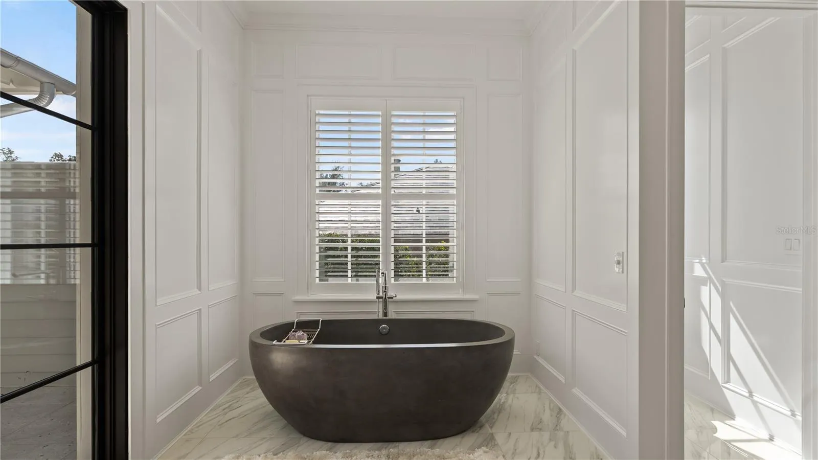 Primary Suite - Bathroom