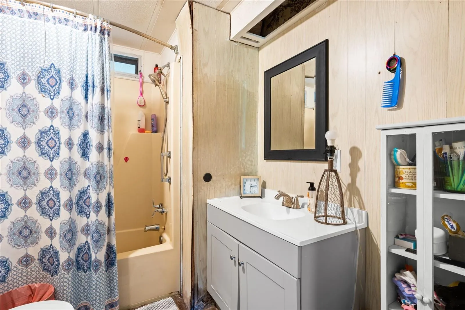 Primary En-Suite