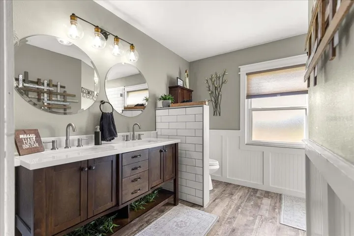 Ensuite Primary Bath