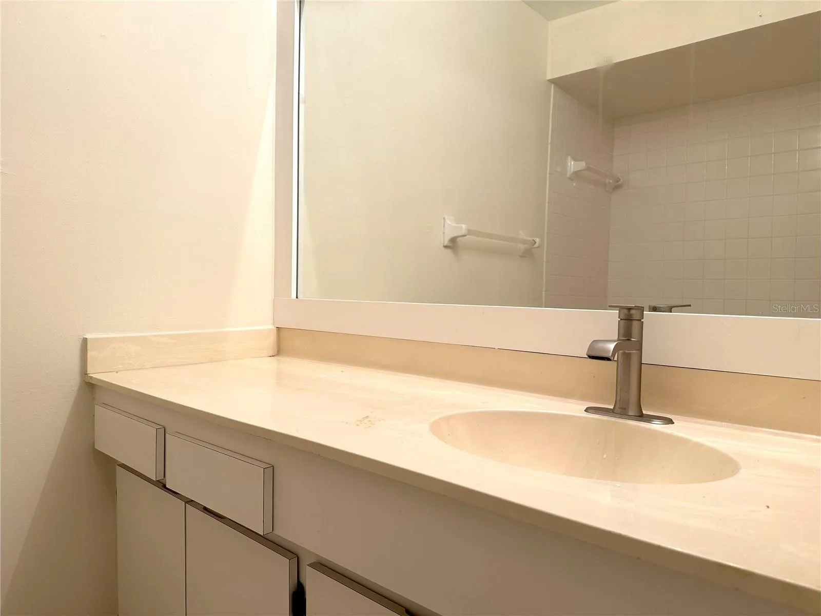 Main en suite bathroom