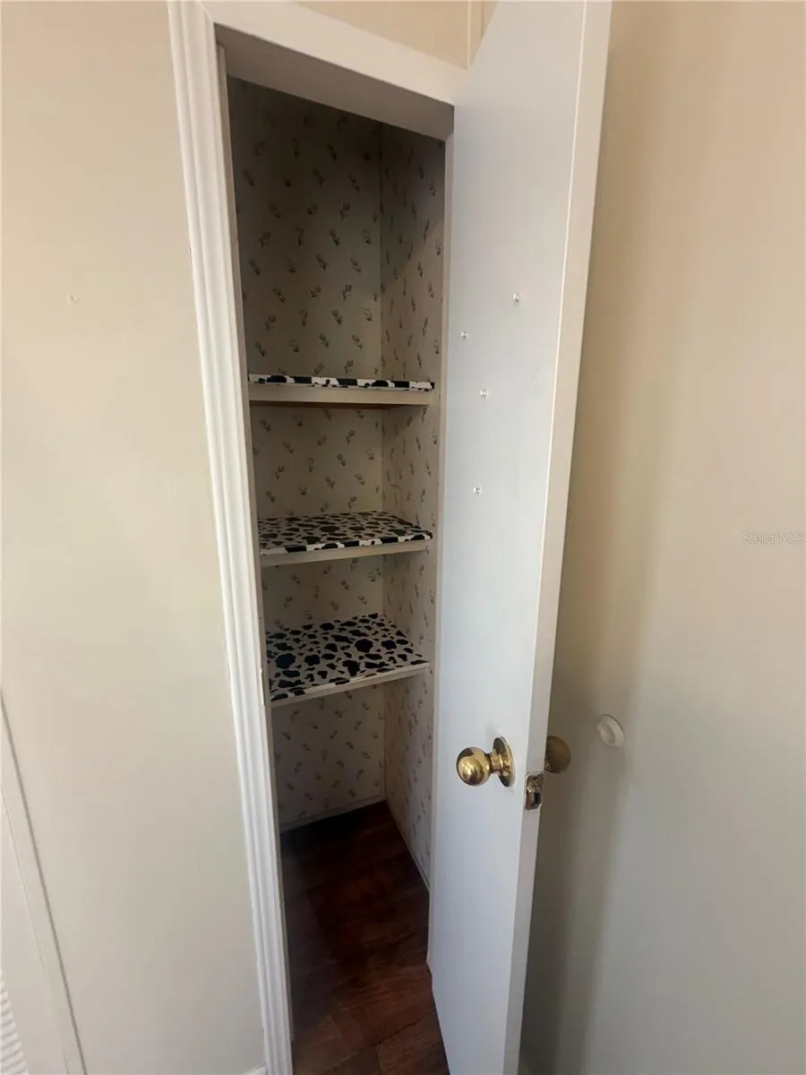 Kitchen storage