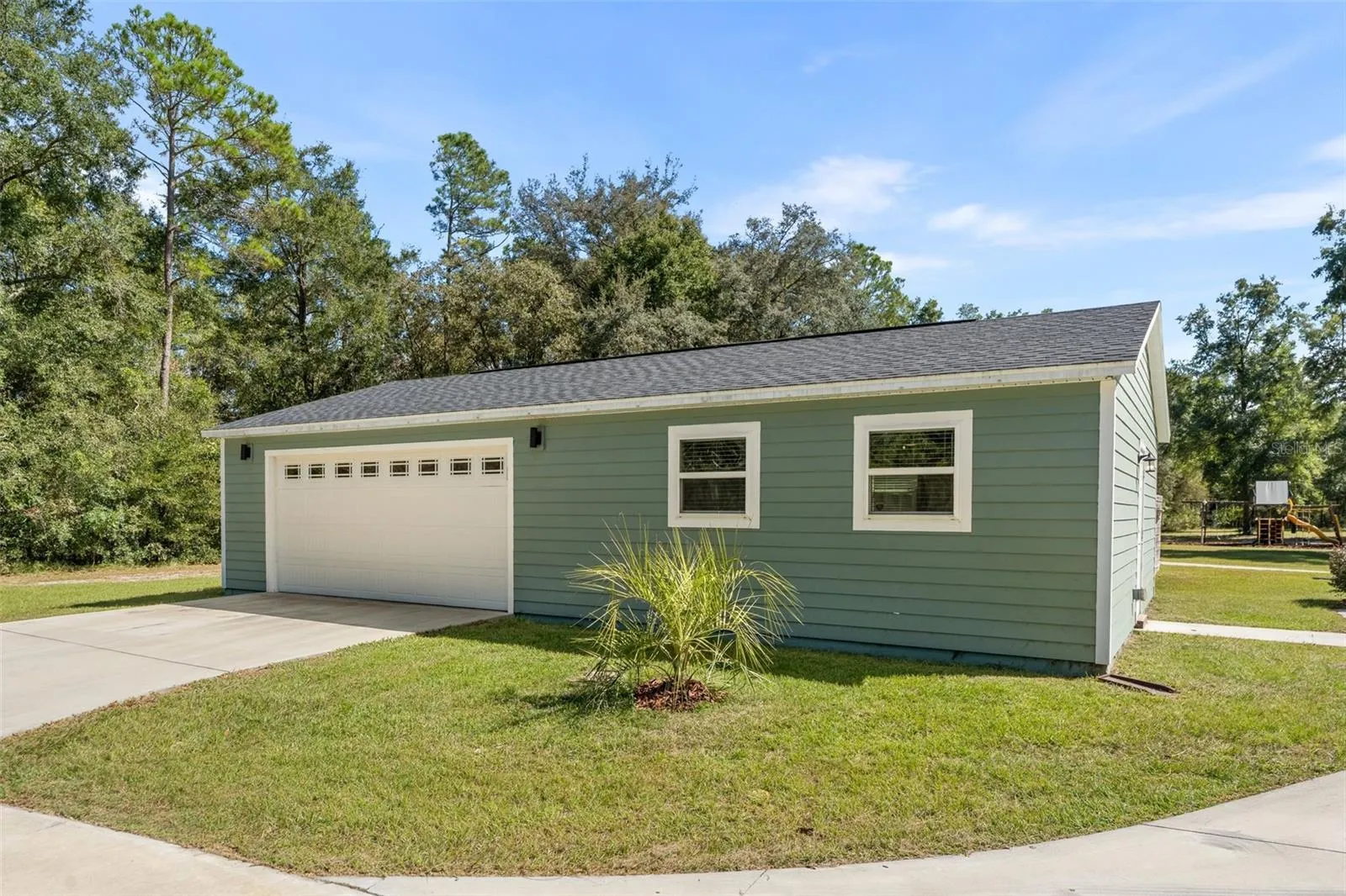 Detached Garage