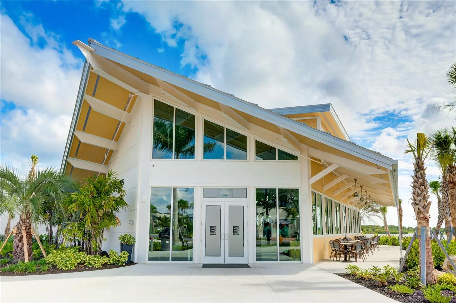 Vibrant Downtown Wellen Park with Shops, Restaurants, water activities and social events.