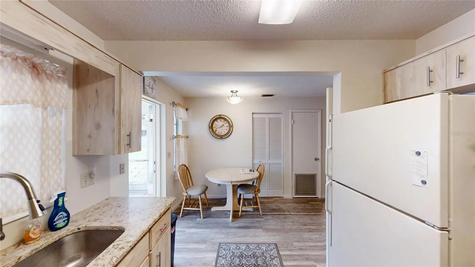 KITCHEN GETTING NEW SS APPLIANCES