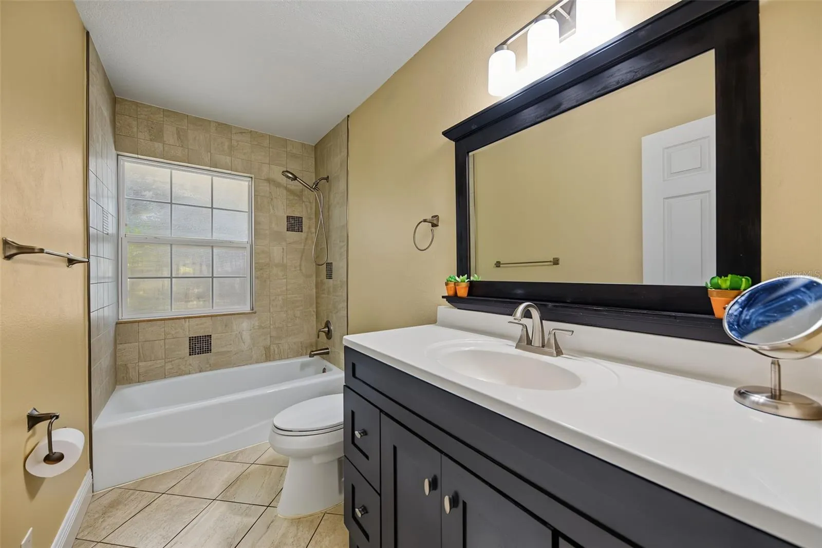 Hall Bathroom