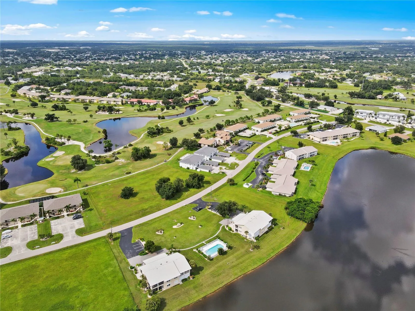 Welcome to Vista Del Largo in Deep Creek on Lake Rio