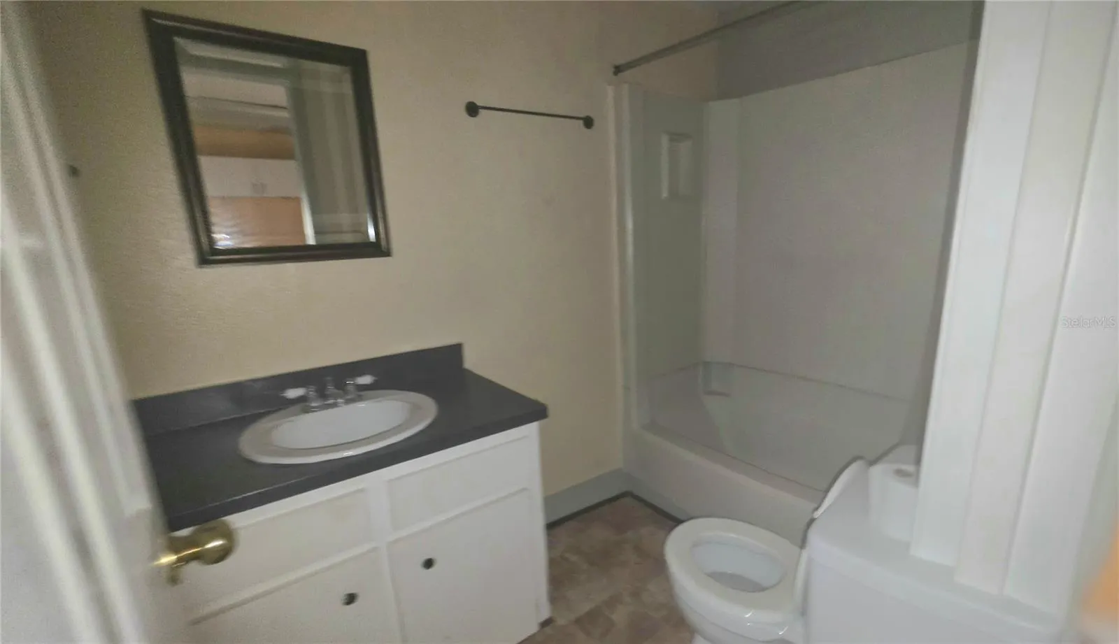 Cottage bathroom 1